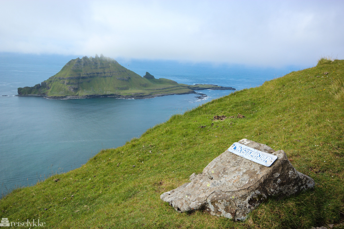 Liksteinur på Færøyene
